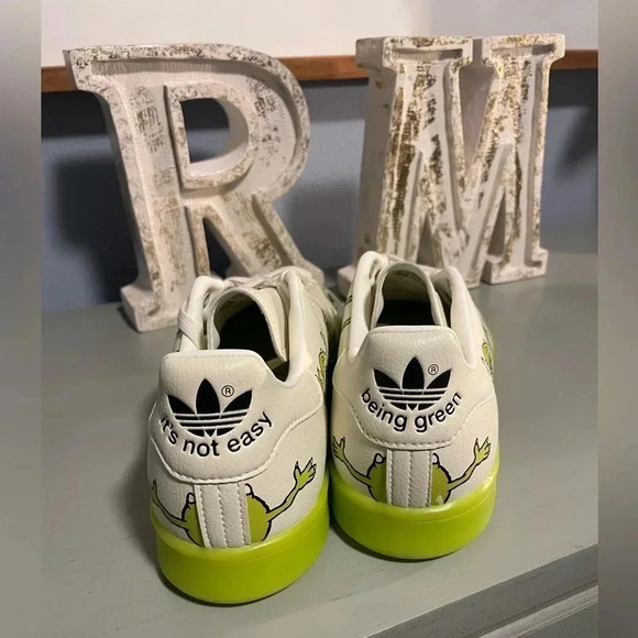 Adidas Monsters Inc. x Stan Smith 'Mike Wazowski' Sneaker - Picture 6 of 6